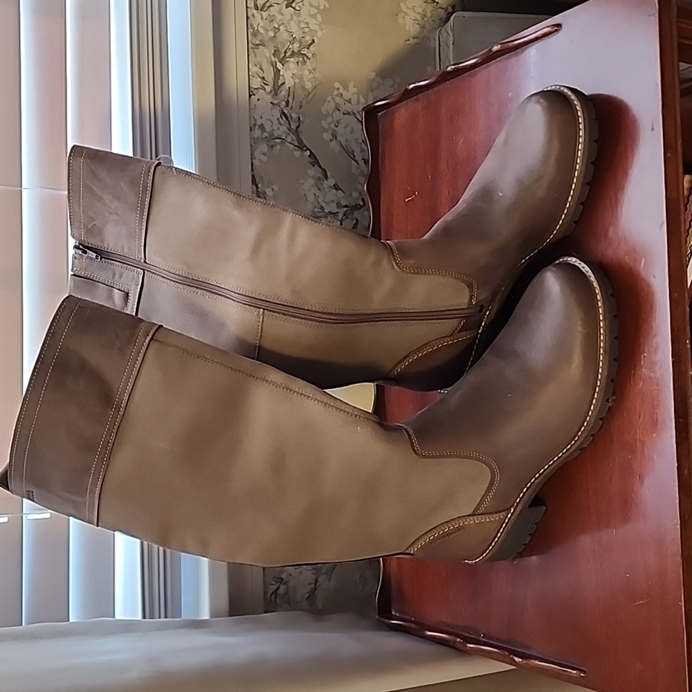 Ecco size 41 tall boots